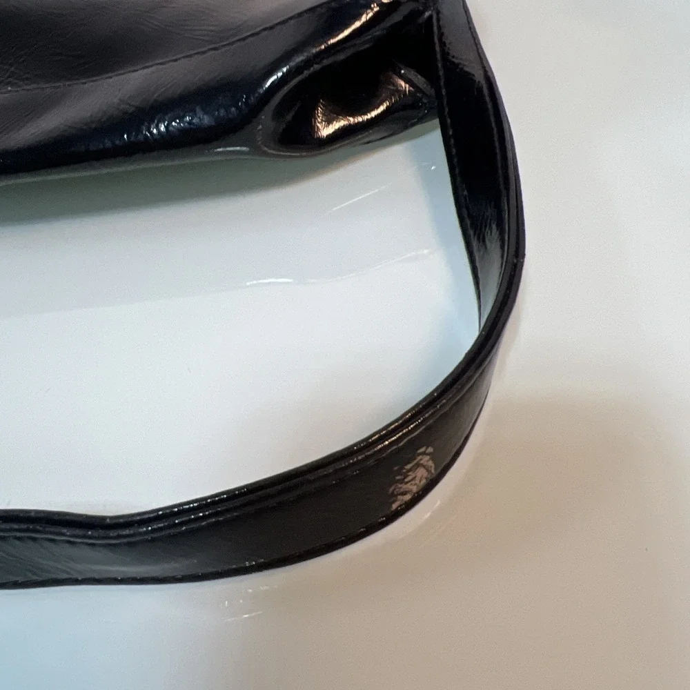 Liz Claiborne Black Patent Leather Flap Shoulder Bag Classic Evening Purse‎